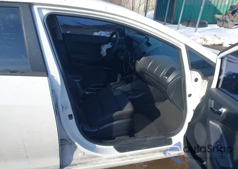 2016 Kia Forte Lx z USA, uszkodzony, nr VIN KNAFK4A64G5492721